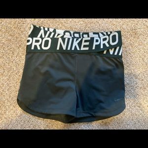 Nike Pro Intertwist shirts size M